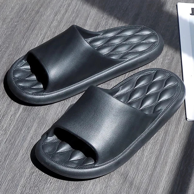 Men Trend Summer Slippers Soft Non-slip Soft Sole Cloud Sandals for Home Beach Indoor Outdoor Women Comfort Leisure Couple Shoes 250725