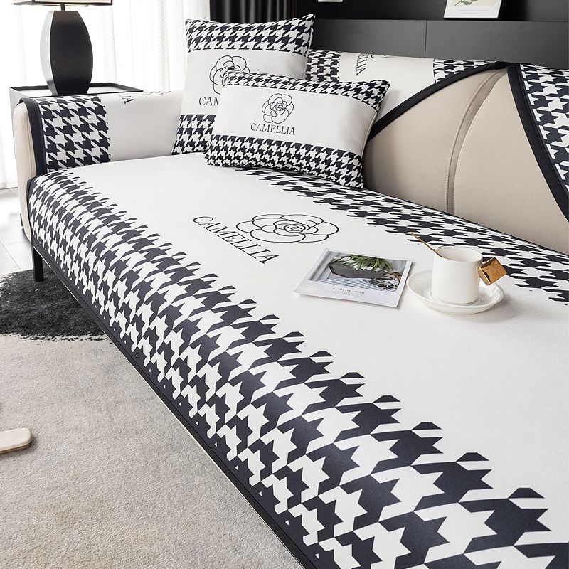 Designer Sofa Covers Blanket Non-Slip Sectional Couch Covers Luxury L Shape Resistant Sofa Slipcover for Furniture Bed Couch Sofa Large Size