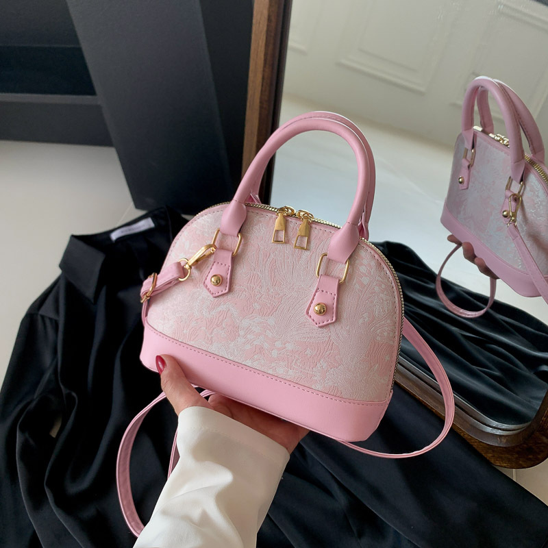 New Chinese retro women's handbag, casual shoulder bag, designer bag, commuting large capacity women's crossbody bag