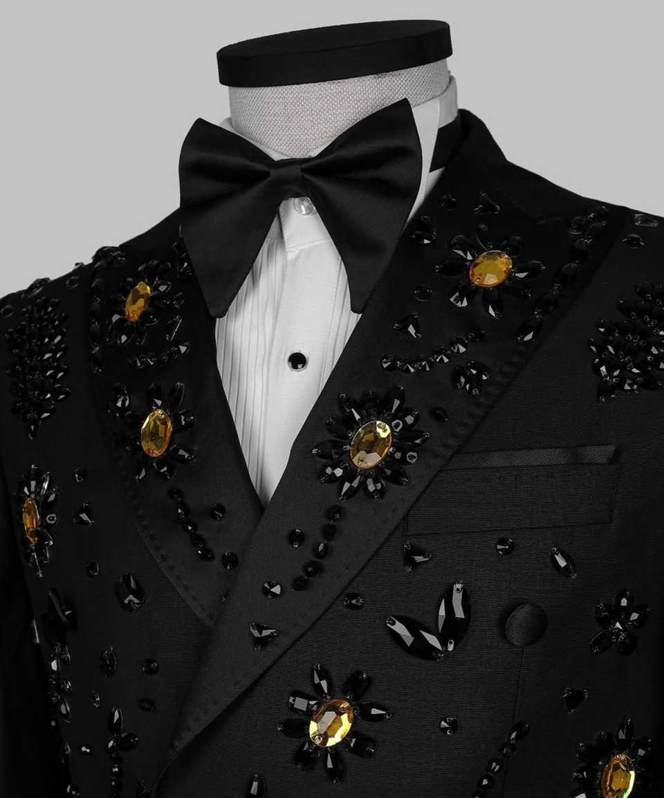 Luxury Jewelry Mens Tuxedos Peaked Lapel Beading 2 Pieces Groom Dinner Party Male Prom Blazers Customized Coustome Homme
