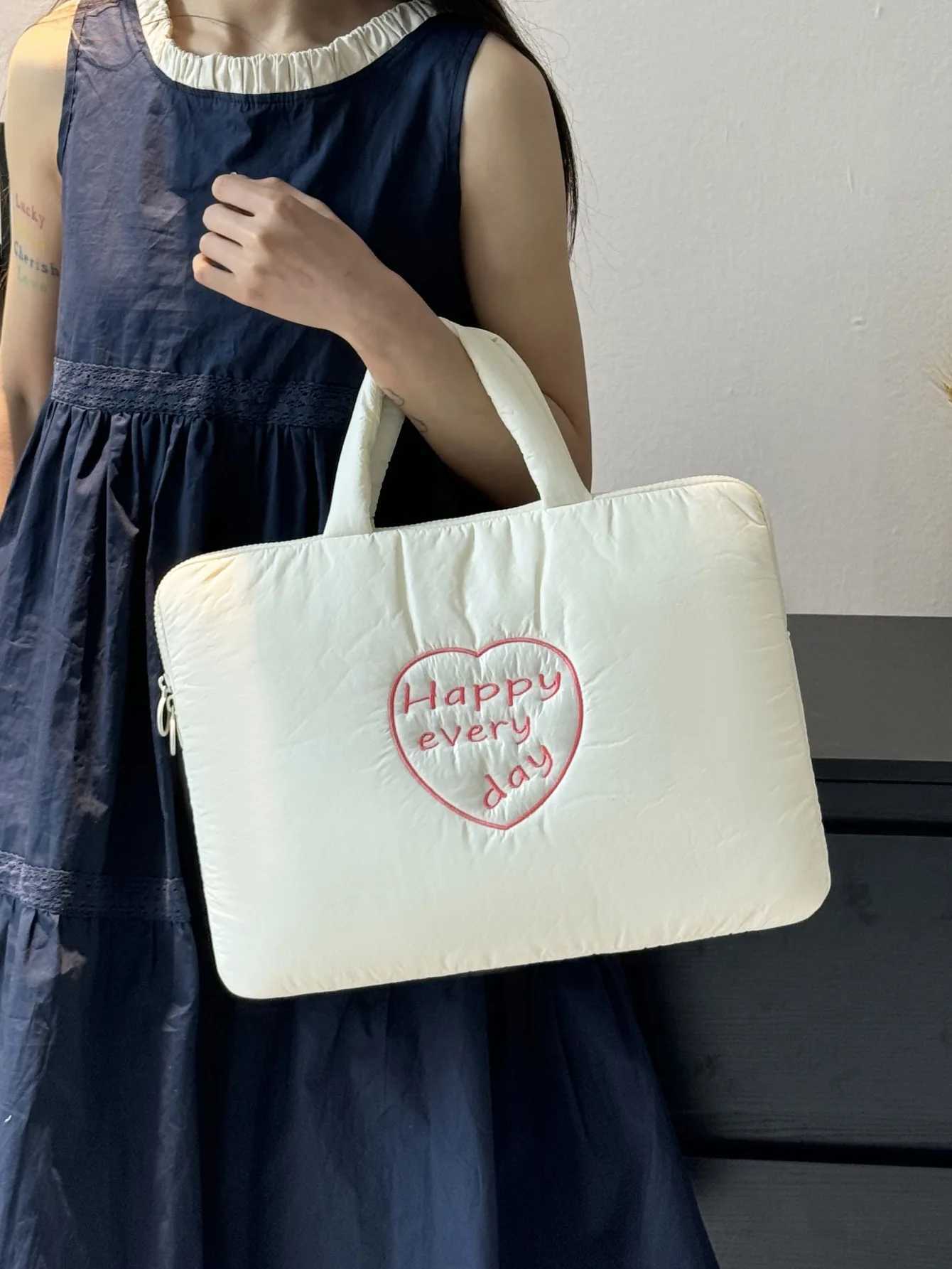 Cute Niche Design Laptop Bag 13.3 14 15 15.6 For iPad 9.7-11 Tablet Bag Book Samsung Lenovo Xiaomi 16 Inch Notebook Pouch y250730