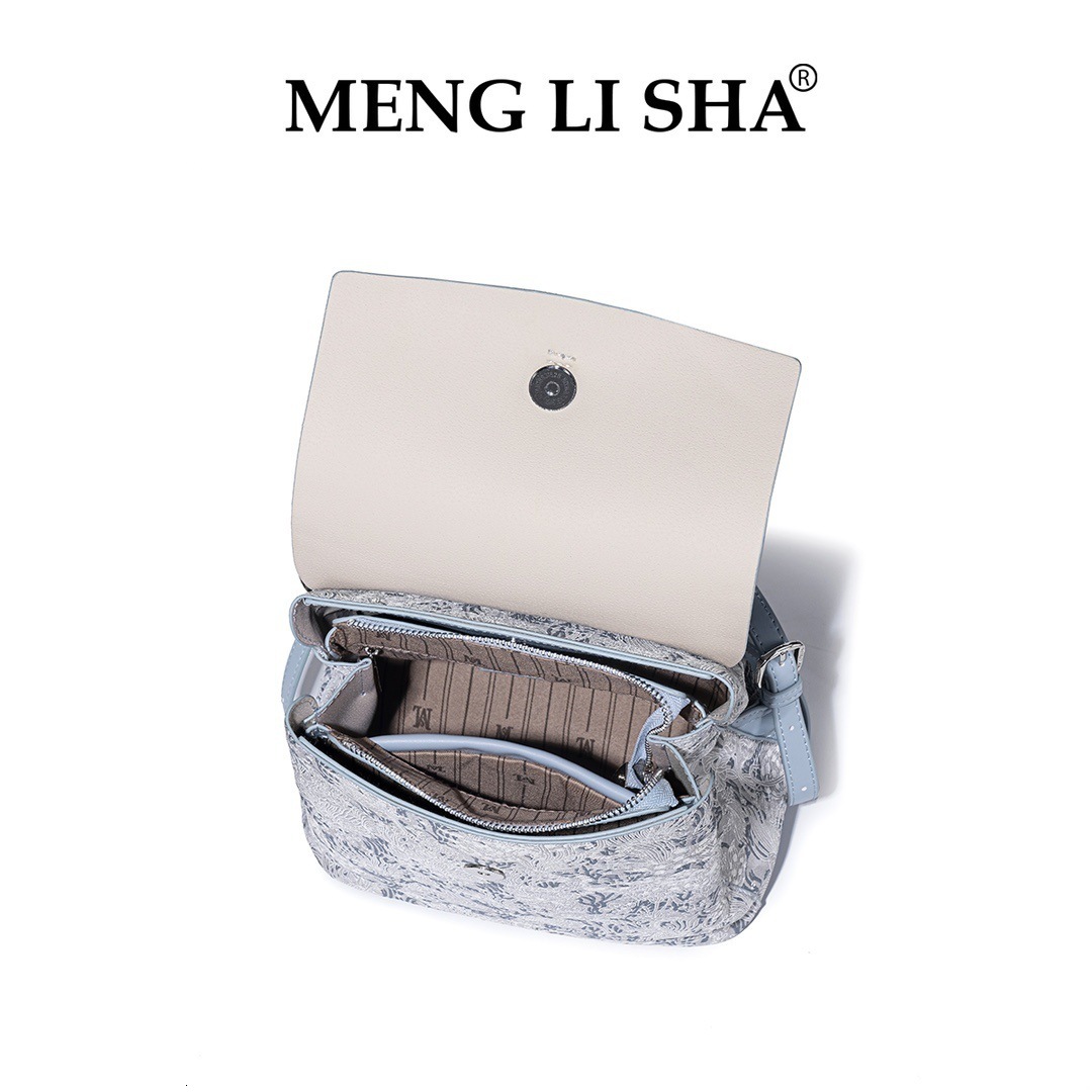 2025 New Summer High-End Backpack for Women, Commuting Large Capacity Double Shoulder Bag, Trendy Textured School Bag ddmymoon