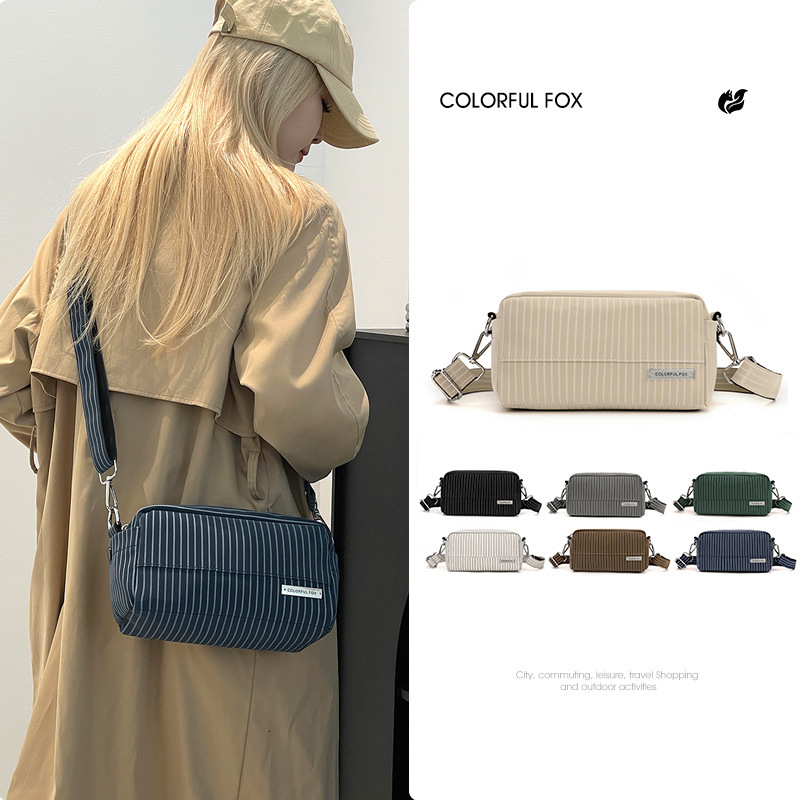 Colorful Fox New Large Capacity Cosmetic Ladies Korean Casual Shoulder Water-Repellent Crossbody Bag ddmymoon