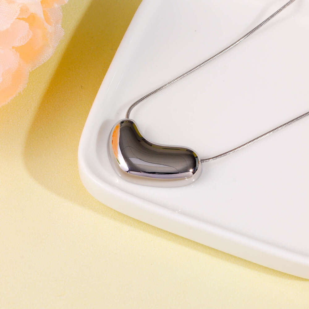 Mirror Stainless Steel Glossy Heart Love New Small Gold Bead Light Niche Necklace