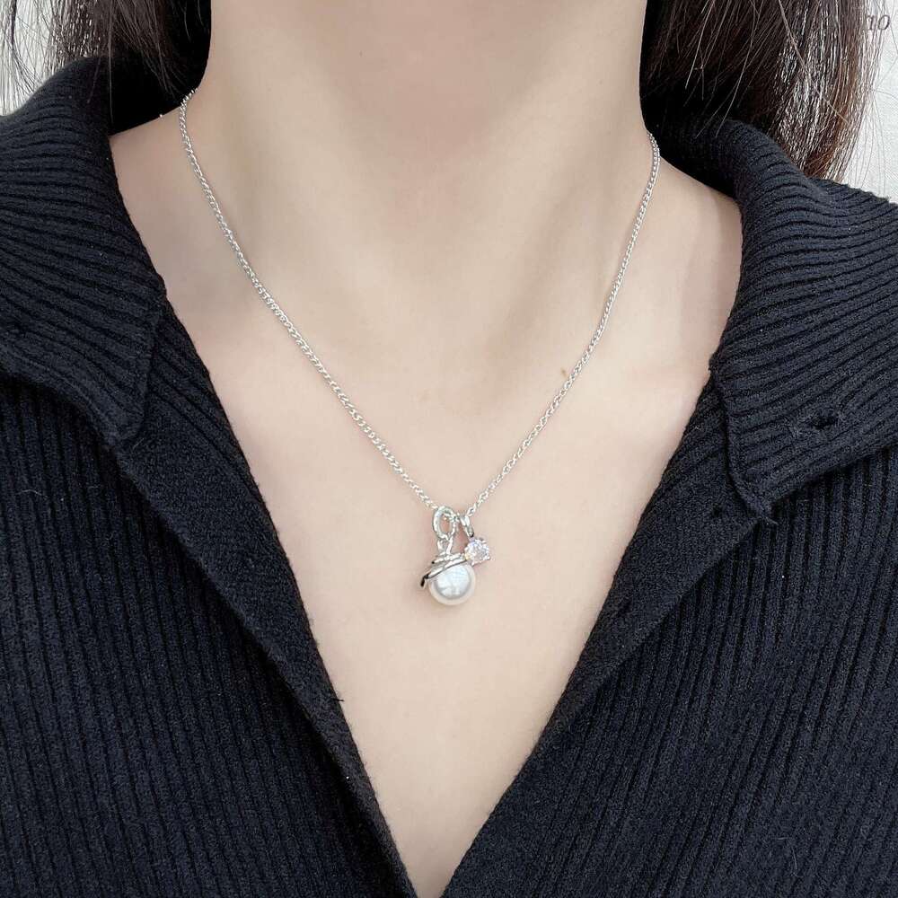 Minimalist Versatile Necklace for Women 2024 New Light Niche High-End Design Gentle Cool Style Wrapped Snake Choker 652