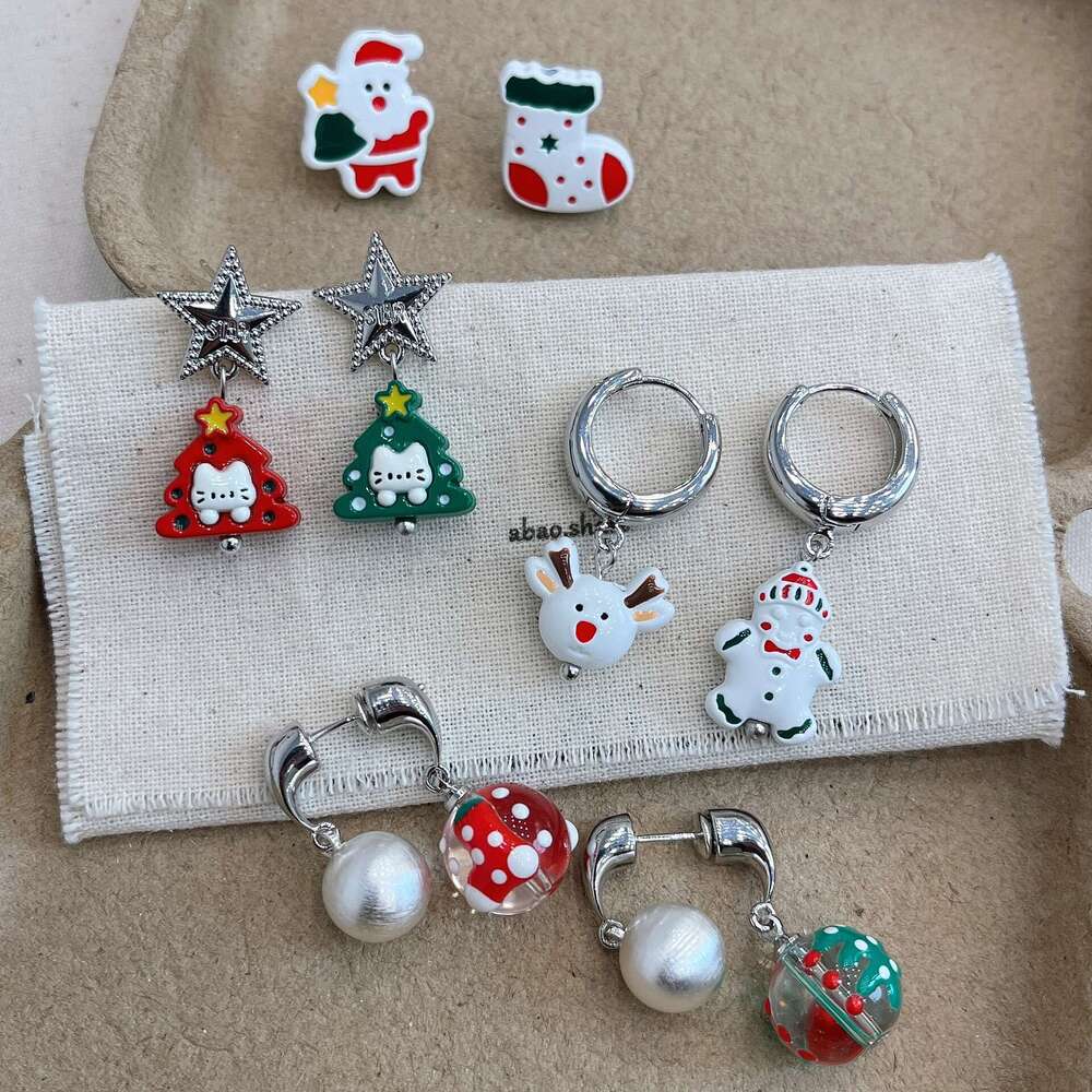 Christmas Series Cute Snowman Elderly Sweet Atmosphere Niche Versatile Design Personality Playful Earrings 56f