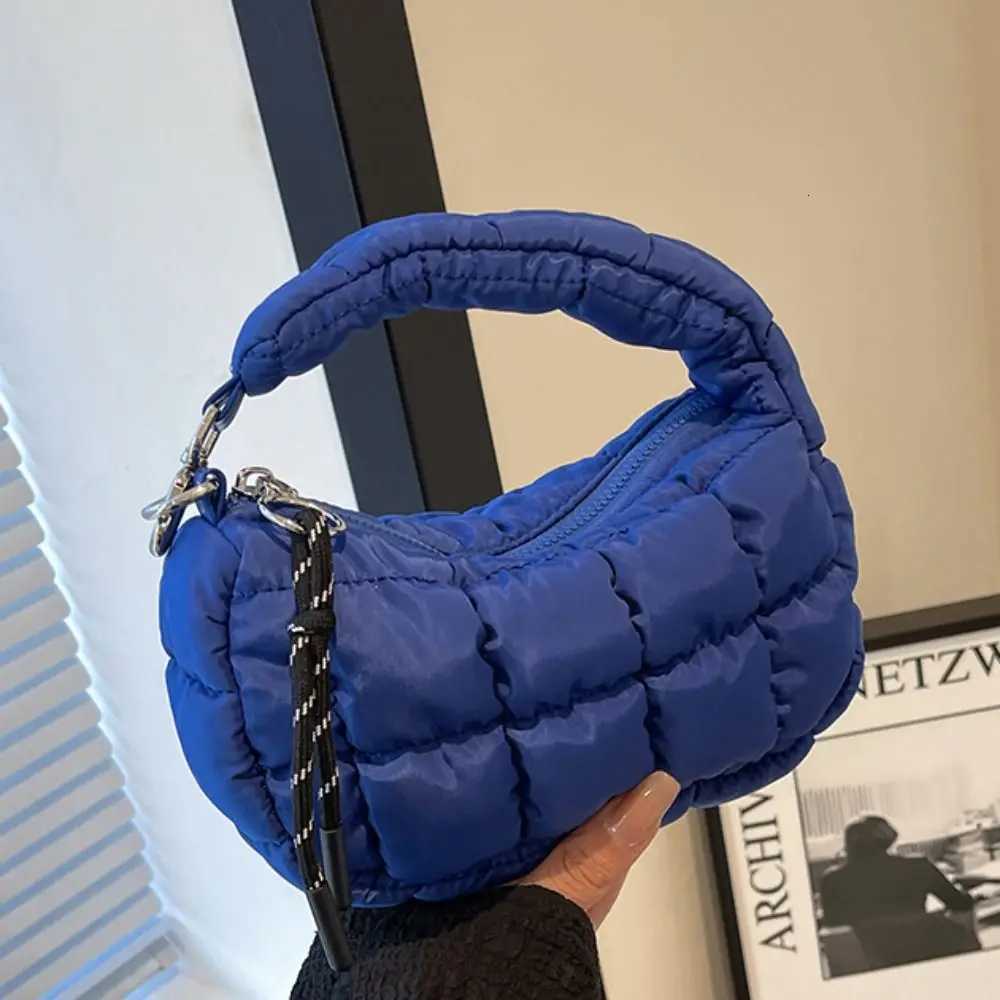 Sweet Bubble Cloud Handbag Solid Color Korean Style Pleated Dumpling Bag Zipper with Pendant Rhombus Plaid Handbag Y250729