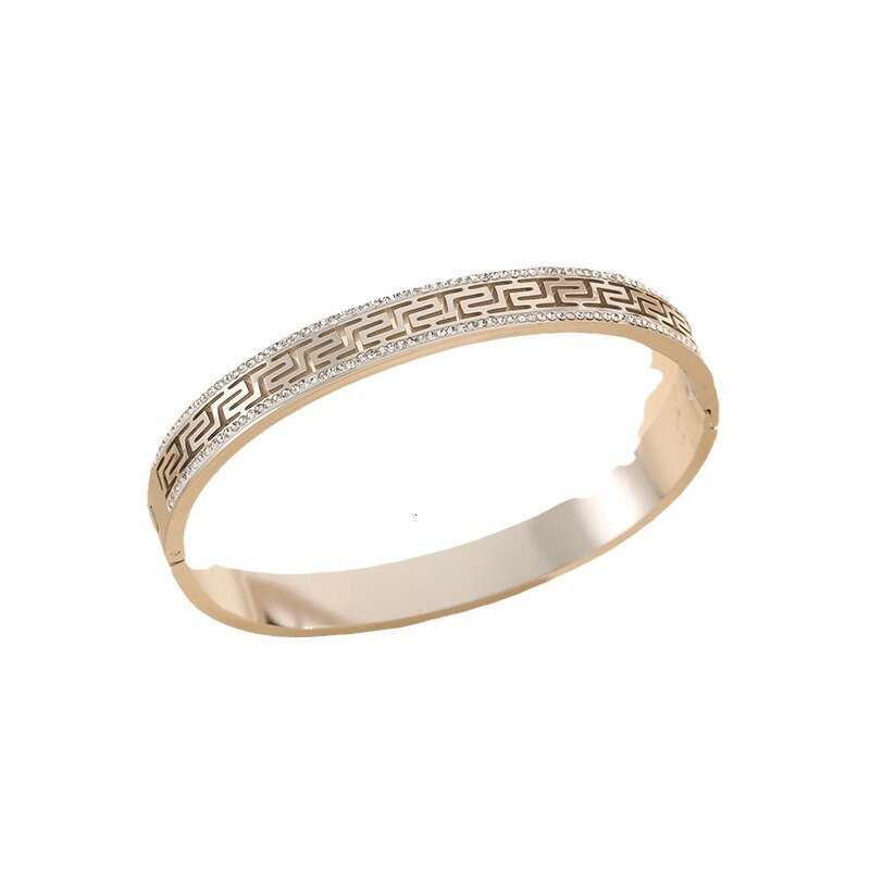 Great Wall Pattern Titanium Steel Bracelet for Women, Palace Style, Ins Niche Design, Light , High-end Design Sense, New Fashion Jewelry