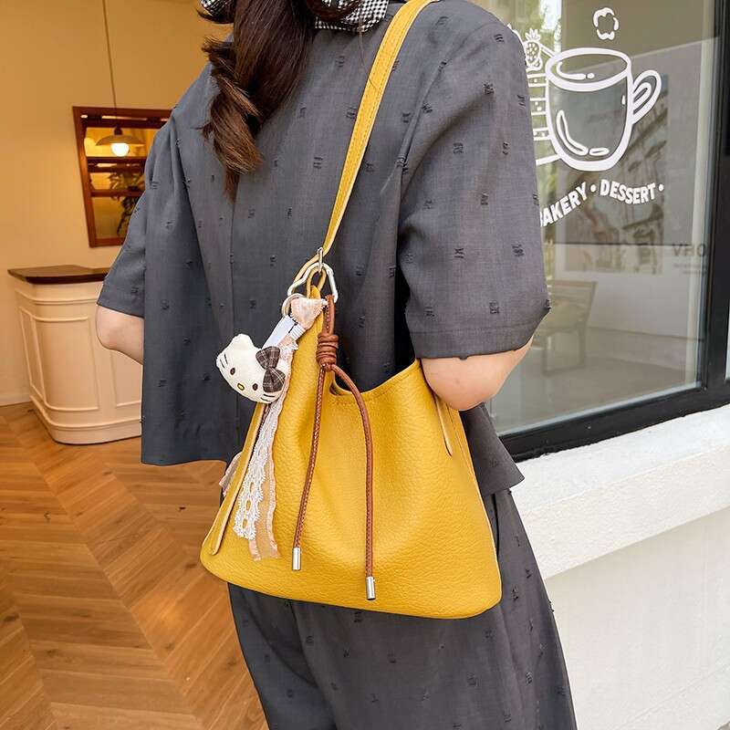 Handbag for Women with Stylish Design, Commuting Single Shoulder Crossbody Bag, New Autumn Winter Melad Women's Bucket Bag