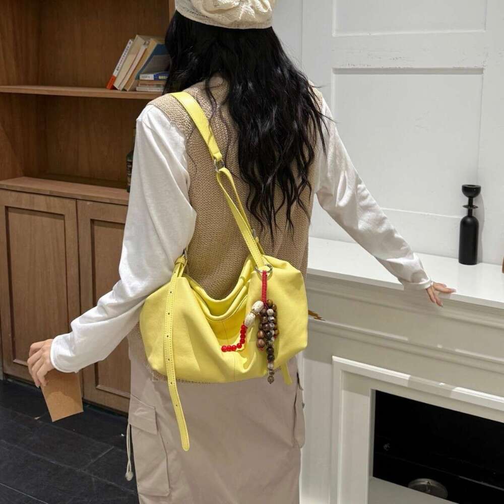 Tote Large Capacity Women New High-Quality Texture Versatile Crossbody Commuter Shoulder Underarm Bag designer bag B5