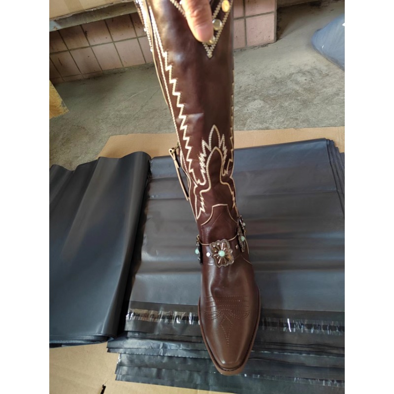 Retro Style Womens Western Cowboy Boots - Durable Leather Footwear for Country Chic