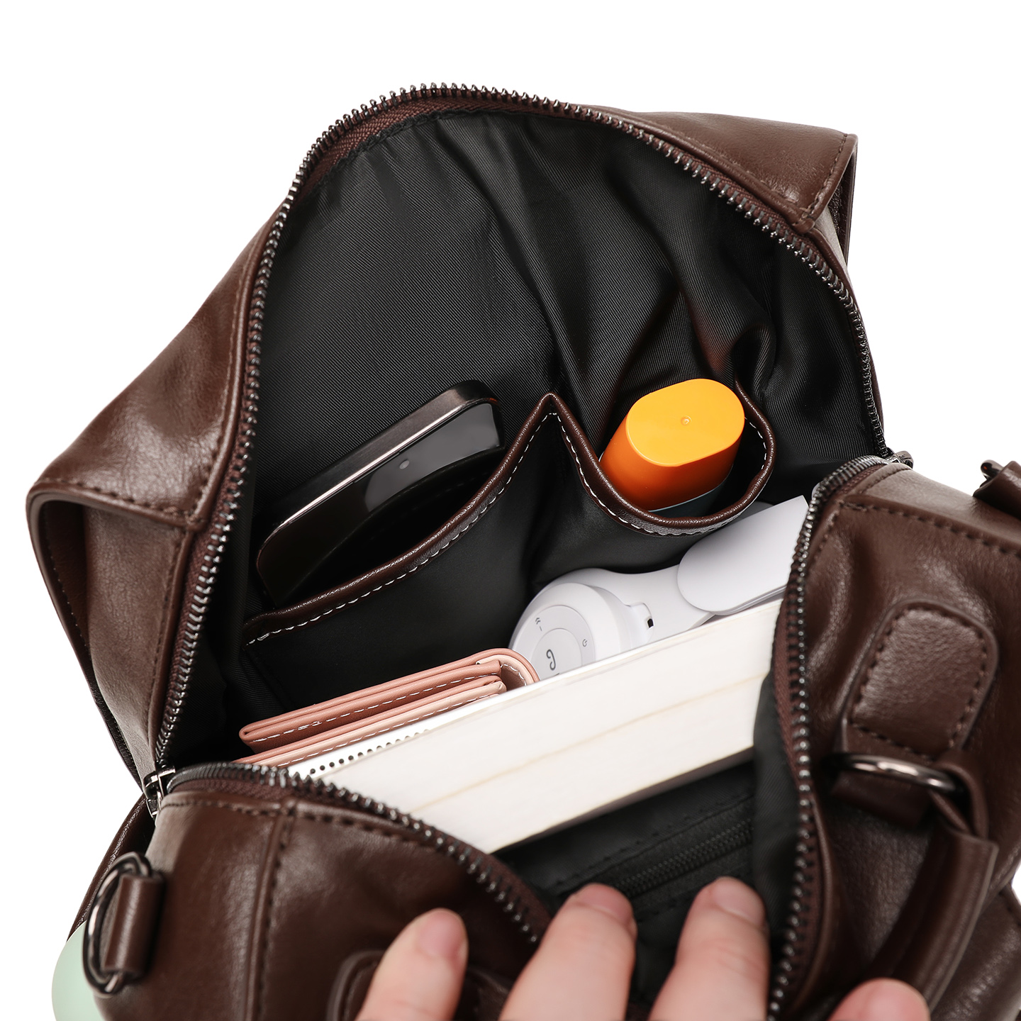 Small niche commuting backpack for women, fashionable and large capacity design, computer bag for women, college student backpack