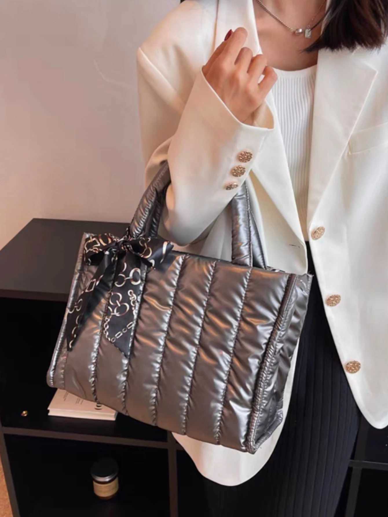 Urban Stylish Shoulder Bag Quilted Fabric Tote with Metal Chain Scarf Lightweight 0.3kg for Off Travel Y250730