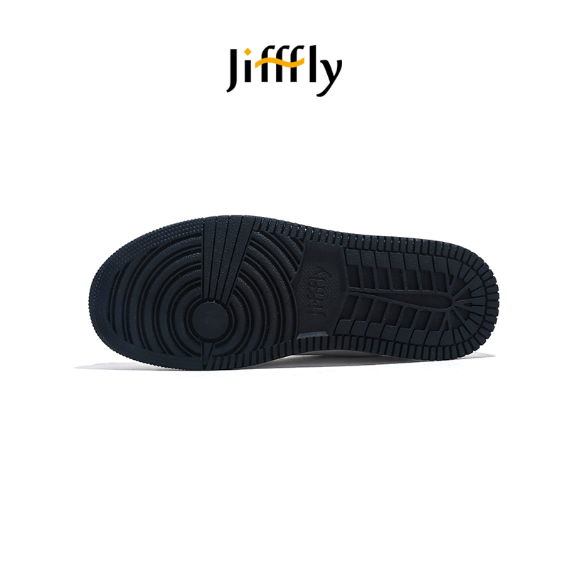 Men's Street Style Sneakers - Trendy Casual Shoes for Fashionistas