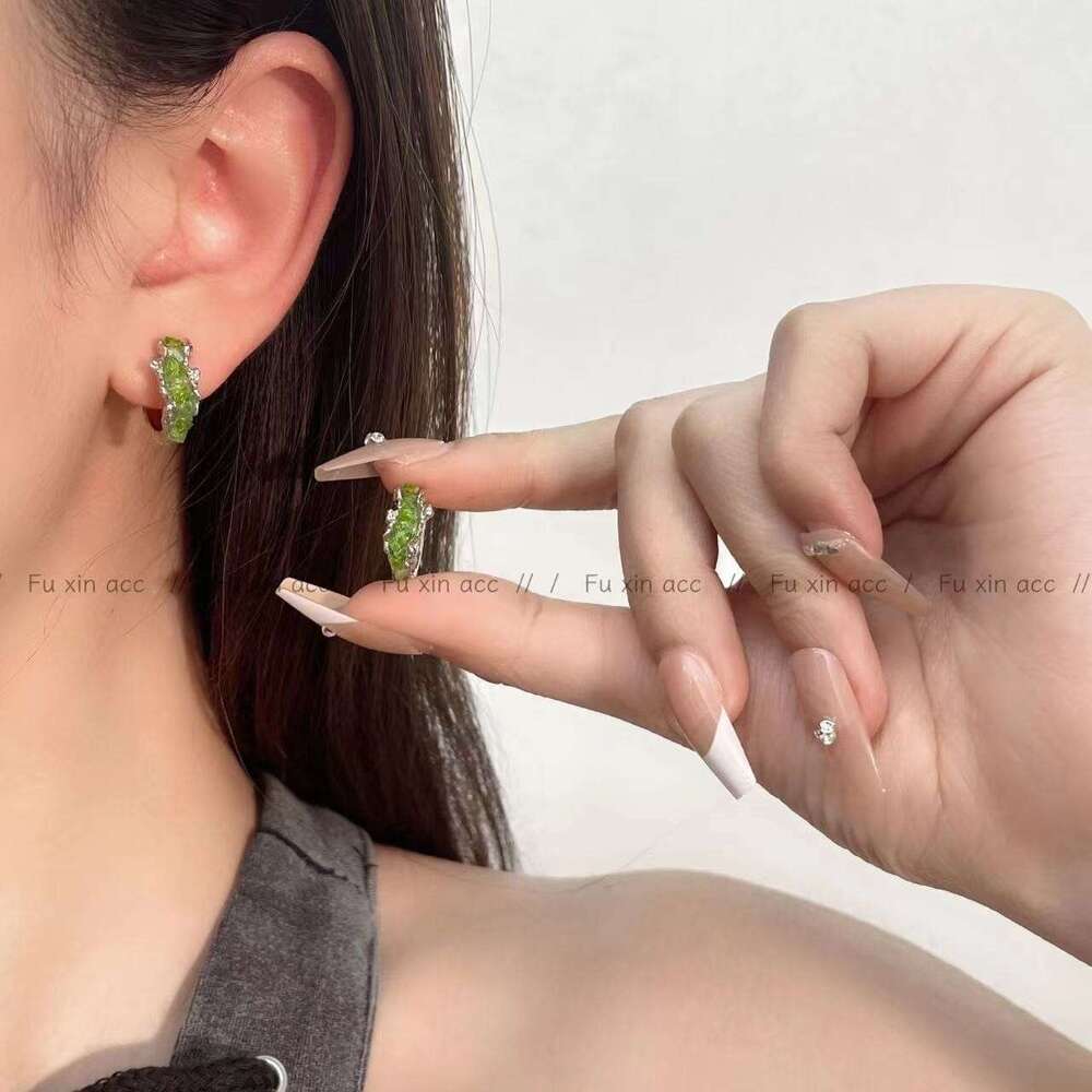 Mint Style Irregular Wave Pattern Women's 2024 New Trendy Fashion Earrings Elegant High-end Feel 808