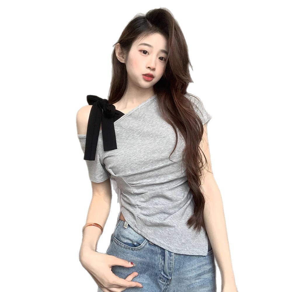 2025 pure desire style asymmetrical collar off shoulder short sleeved women's T-shirt summer new sweet girl slim irregular basic shirt top new de