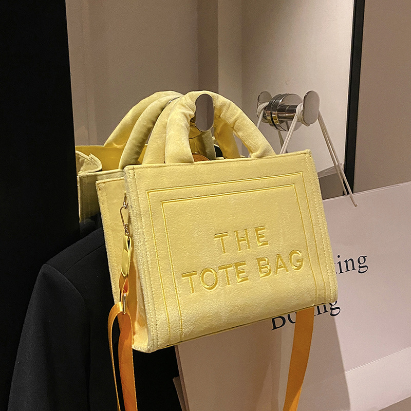 2025 New Designer Bag Shoulder Bag Luxury Bag Wallet Crossbody Bag Fashion Hundred Women Tote Bag High Quality Plush Large Capacity Shopper Handbags