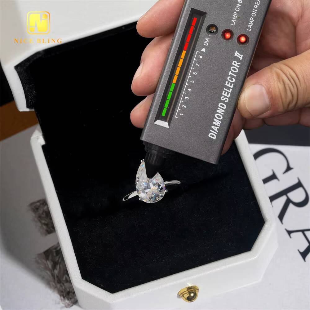 Big VVS Moissanite Diamond 4CT Fashion Jewelry Pear Cut Wedding Ring 925 Sterling Silver Rings Jewelry Engagement Ring for Women