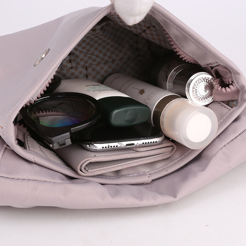 Crossbody Fashionable Casual Versatile Shoulder Simple Lightweight Trendy Cool Large Capacity Waterproof Commuter Bag for Women ddmymoon