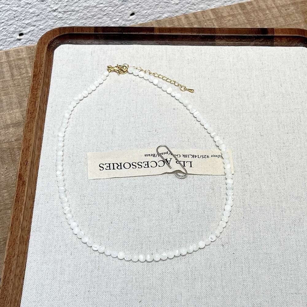 Natural Red Agate Beaded Necklace for Women, Light Niche White Mother-of-Pearl Bead Collarbone Chain, High-End Versatile Sweater Chain c31