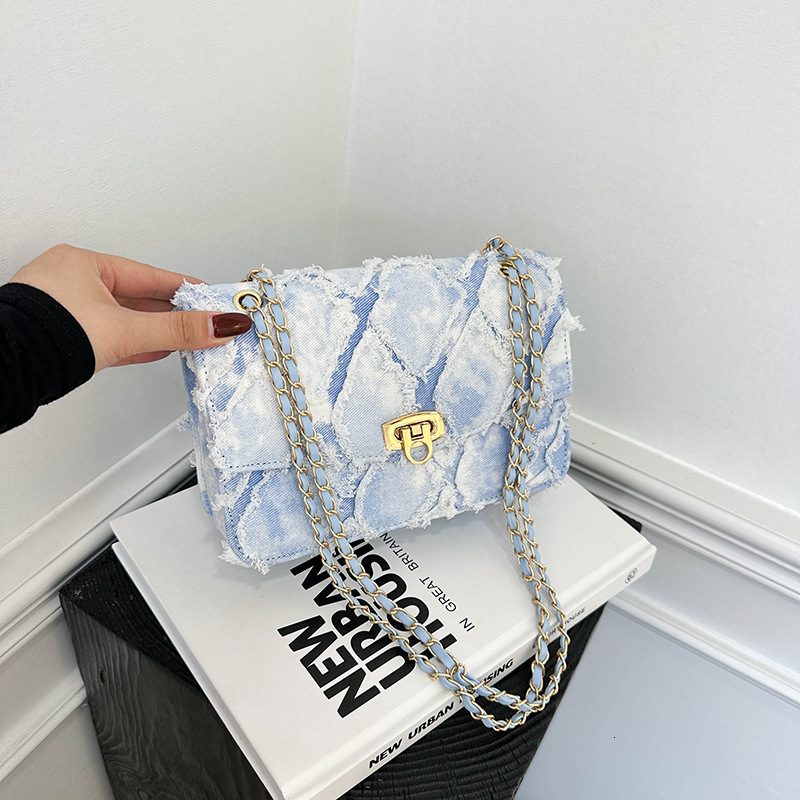 Summer New Women's Shoulder Bag New Denim Small Square Bag Armpit Shoulder Crossbody Bag Elegant Women's Handbag Fashionable Designer Bag