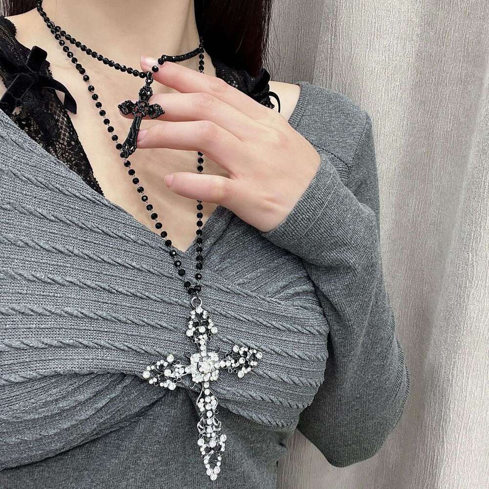TikTok Black Beaded Double Layer Gothic Style Full Zircon Cross Necklace Spring 2025 a77