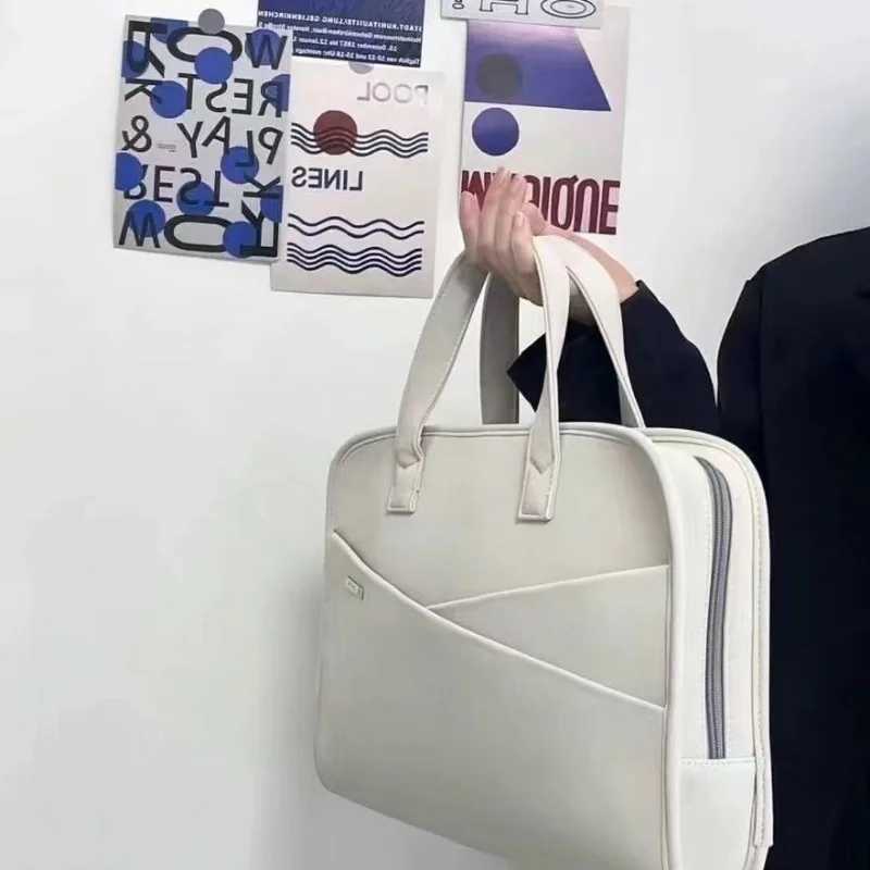 The laptop bag is suitable for Apple 14-inch Lenovo Xiaoxin 15.6 and customer documents. y250730