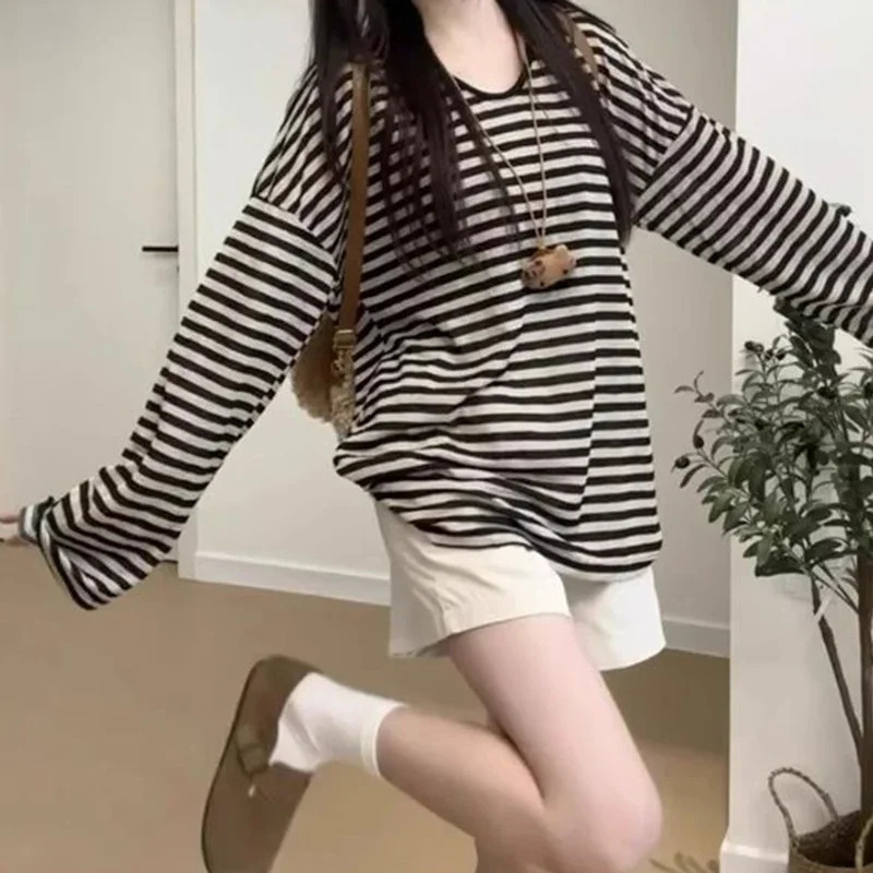Women Tshirts Baggy Casual TShirts Girls Retro Striped Long Sleeve Clothes Lady Fashion Comfortable Daily Tops 250729