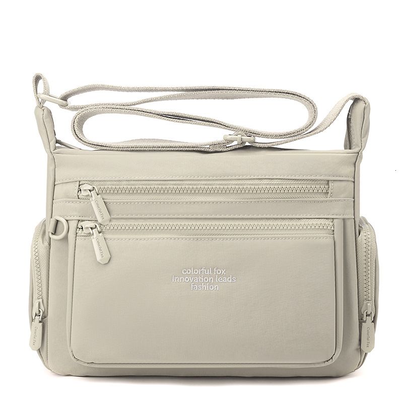 Colorful Fox New Women's Large Capacity Shoulder Multi-layer Water-resistant Nylon Crossbody Bag ddmymoon