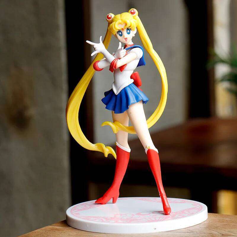 17cm Cartoon cute girl Sailor Moon PVC Action Anime Figure Model Kawaii Doll Desktop Ornaments
