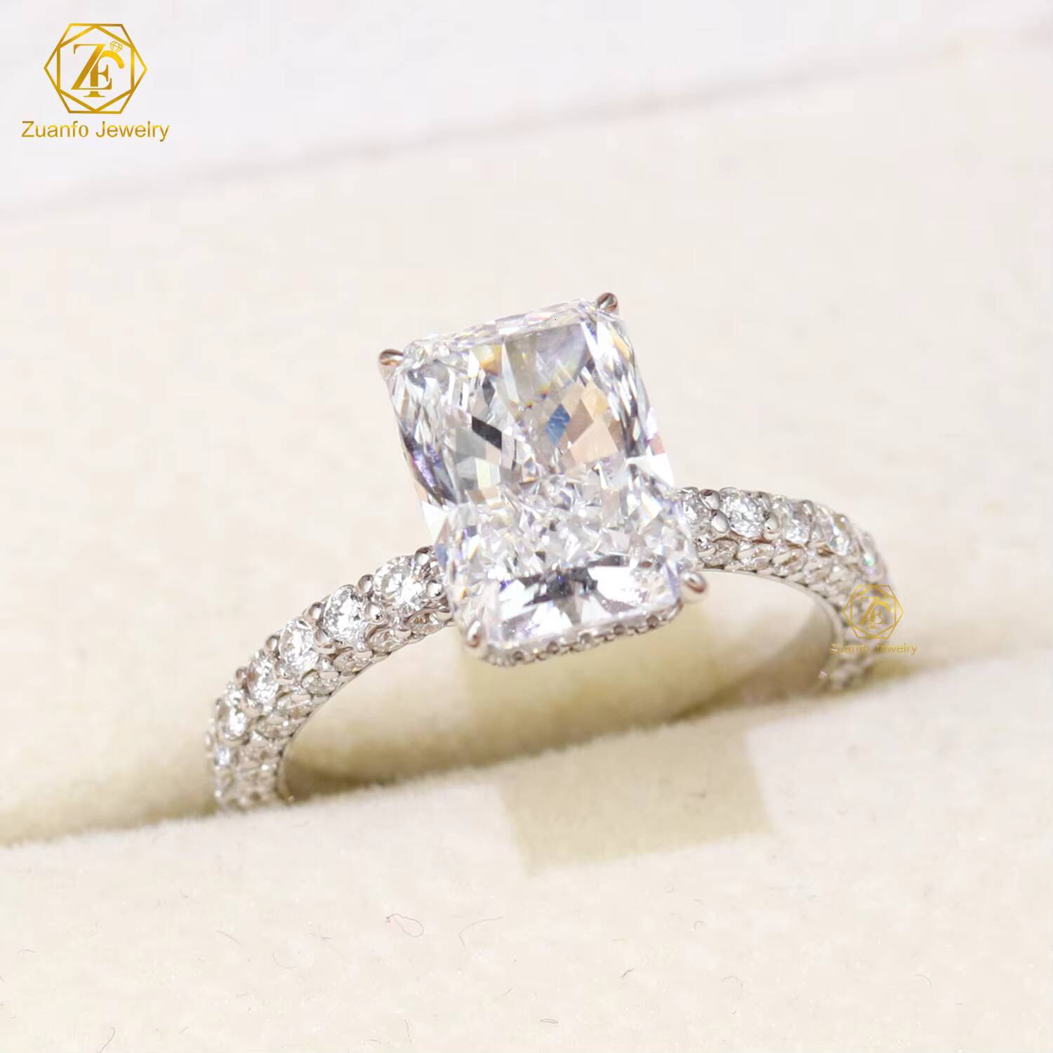 Luxury Design Women Moissanite Ring S925 14k 18k Real White Gold Ice Crushed Radiant VVS Moissanite Diamond Engagement Ring