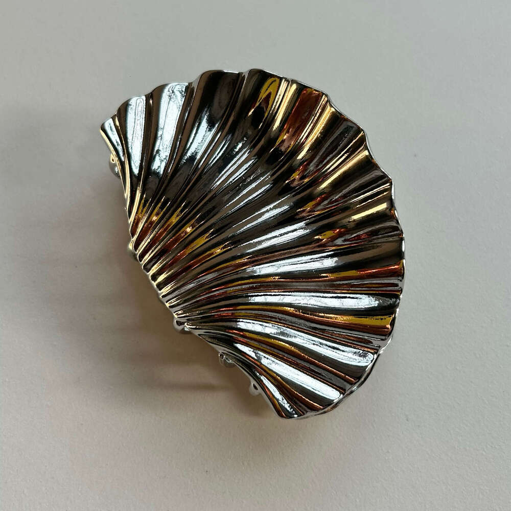 Vacation Style Large Shell Niche Design Alloy Claw Ins Bun Shark Clip Hair Accessory