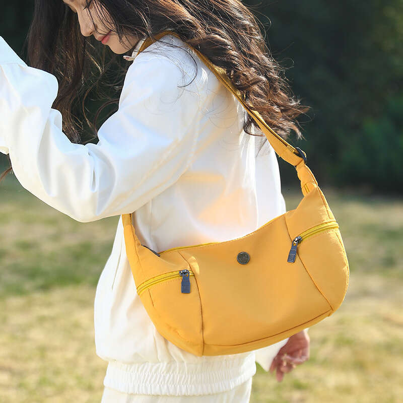 2025 New Dumpling Bag for Women, Unique Design, Niche Single Shoulder Crossbody Bag, Fitness Oxford Cloth Backpack