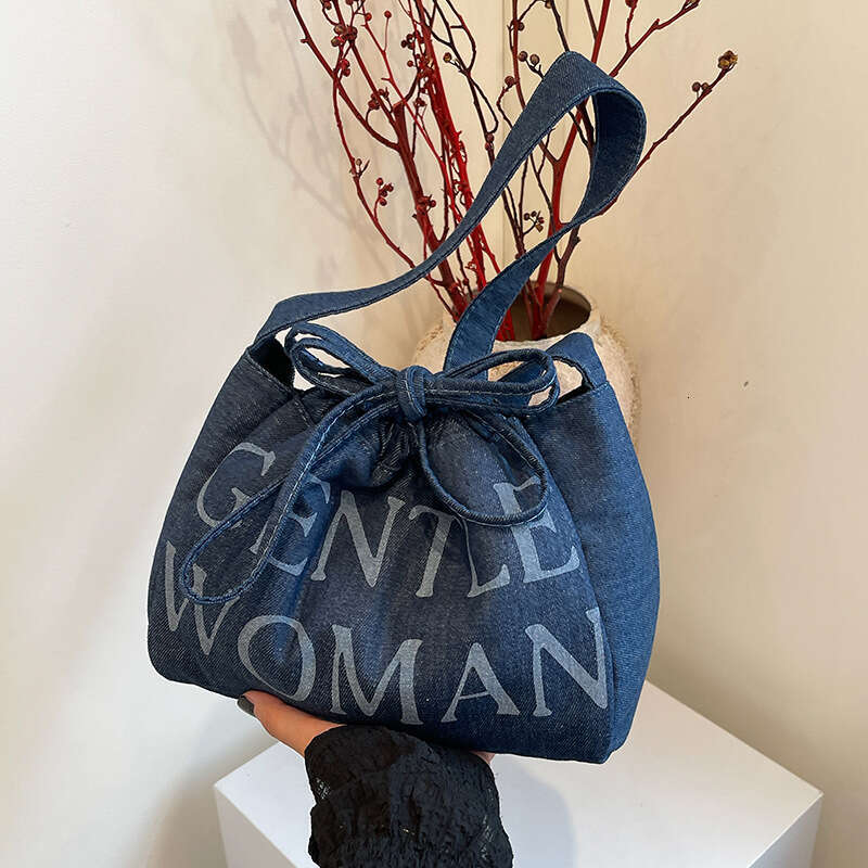 Denim Canvas Women's 2024 New Student Design Sense Drawstring Tote Large Capacity Shoulder Bag