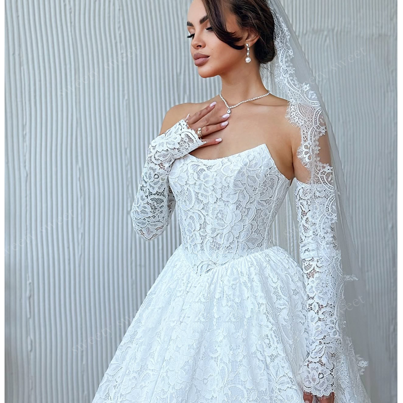 Graceful Wedding Dresses Voluminous Flowers A-Line Ball Gown Full Sleeve Strapless Bridal Gowns Customized Lace Up Robe De Mariee