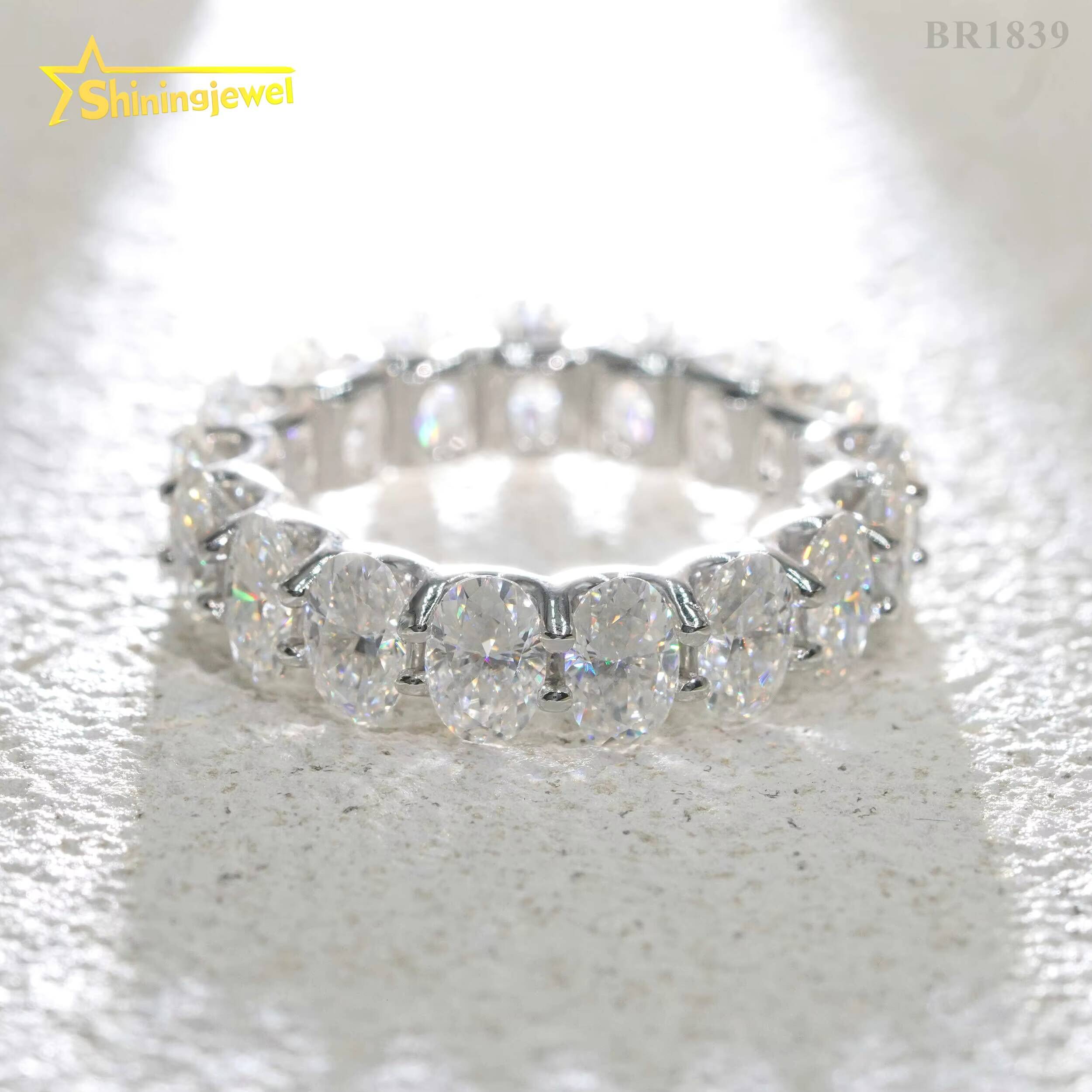 GRA Certificated 925 Sterling Silver Oval Cut Eternity VVS Moissanite Ring Custom Women Wedding Engagement Band Rings