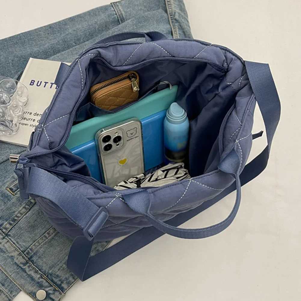 2024 Quilted Tote Bag Lightweight Fluffy Crossbody Bag Large Padded Shoulder Bag Sahel Travel Bag Winter Shopper Bag Y250730