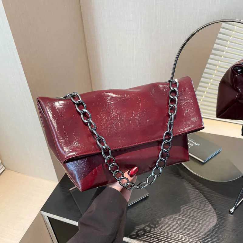 Burgundy Wen Chain Shoulder Side Bag PU Leather Handbag And Purse Fi Luxury Brand Lady Flap Sling Bag Daily Commuting Bag Y250730