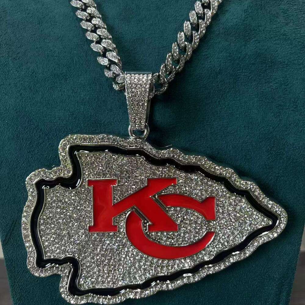Hot Selling Dia-Studded Oil Drop American Football Team Personalized Creative Fashion Pendant