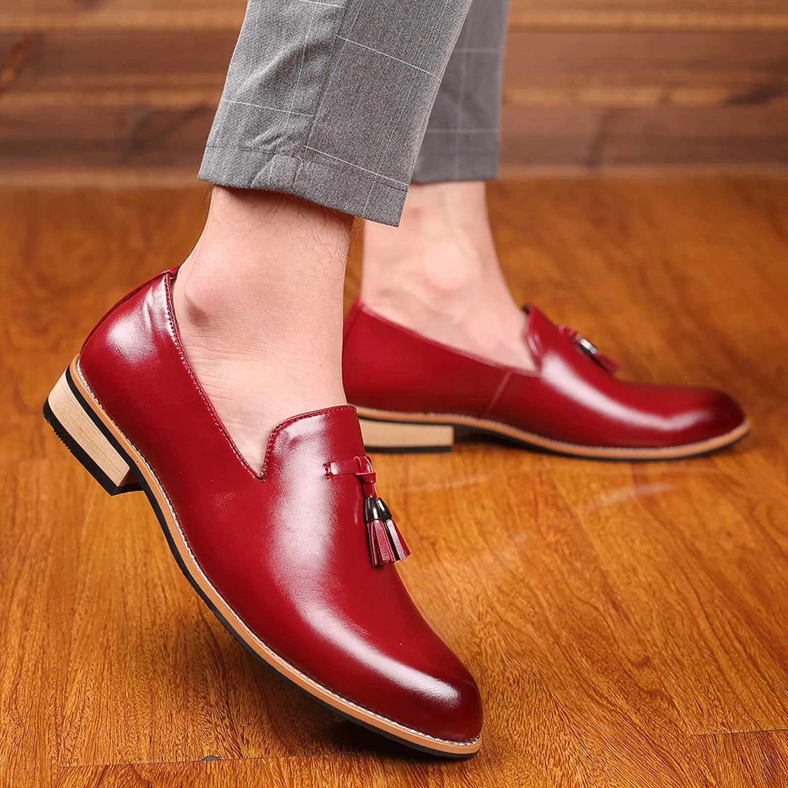 Leather Tennis Shoes for Men Casual Fion Style Mens Breathable Tassel Comfortable Business Slip On Leather Driving Shoes Men Y250730