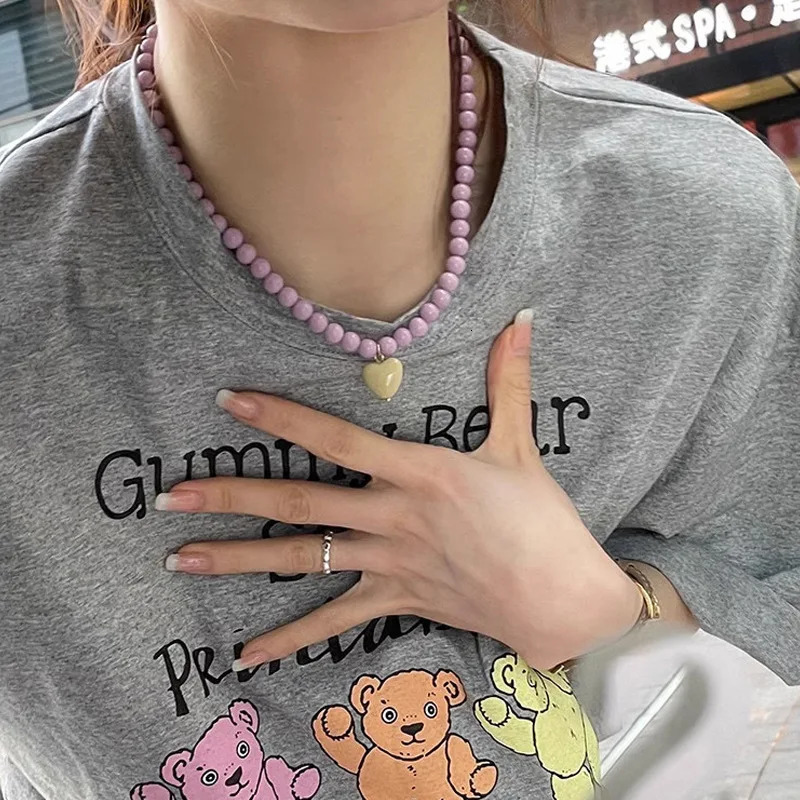 Color Beaded Chain Resin Heart Pendant Necklace For Women Girls Trendy Clavicle Chain Delicate Jewelry Gift 250729