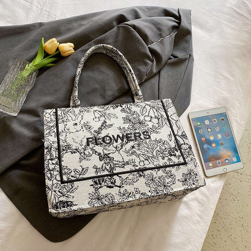 Embroidered Handbag for Women New Fashion Monogram Shoulder Trendy Versatile Large Capacity Canvas Tote Bag