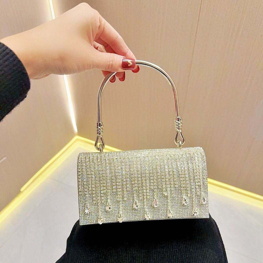 2025 designer's new retro tassel rhinestone handbag, evening wear crossbody bag