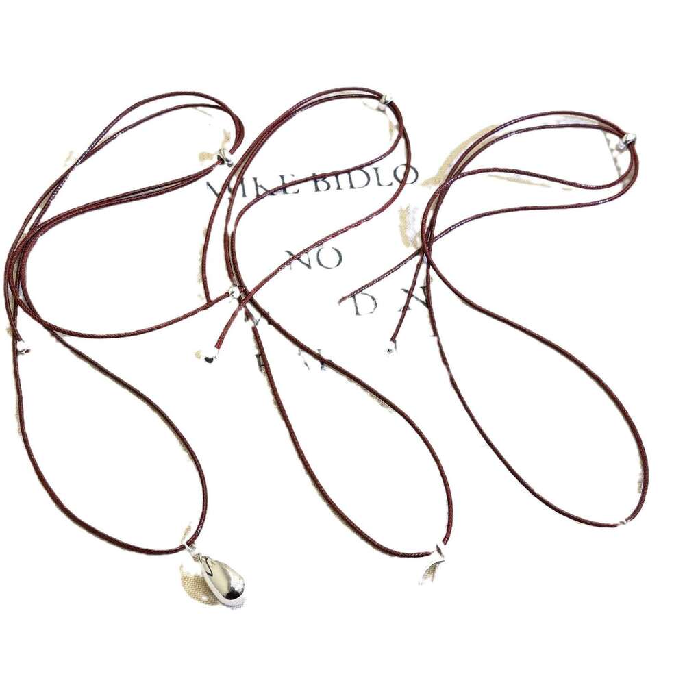 Light High-End Cherry Bow Pendant Red Rope Necklace for Women Simple Versatile Elegant Fashion Choker Sweater Chain de2