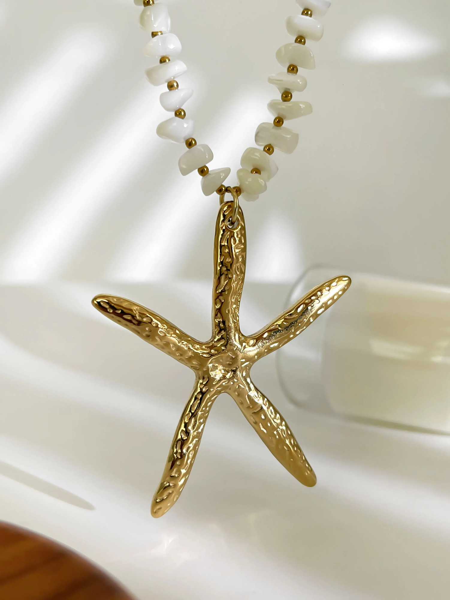 GHIDBK Statement Exaggerated Ocean Style Big Starfish Natural Shell Pendant Necklace for Women Stainless Steel Beach Jewelry 250729