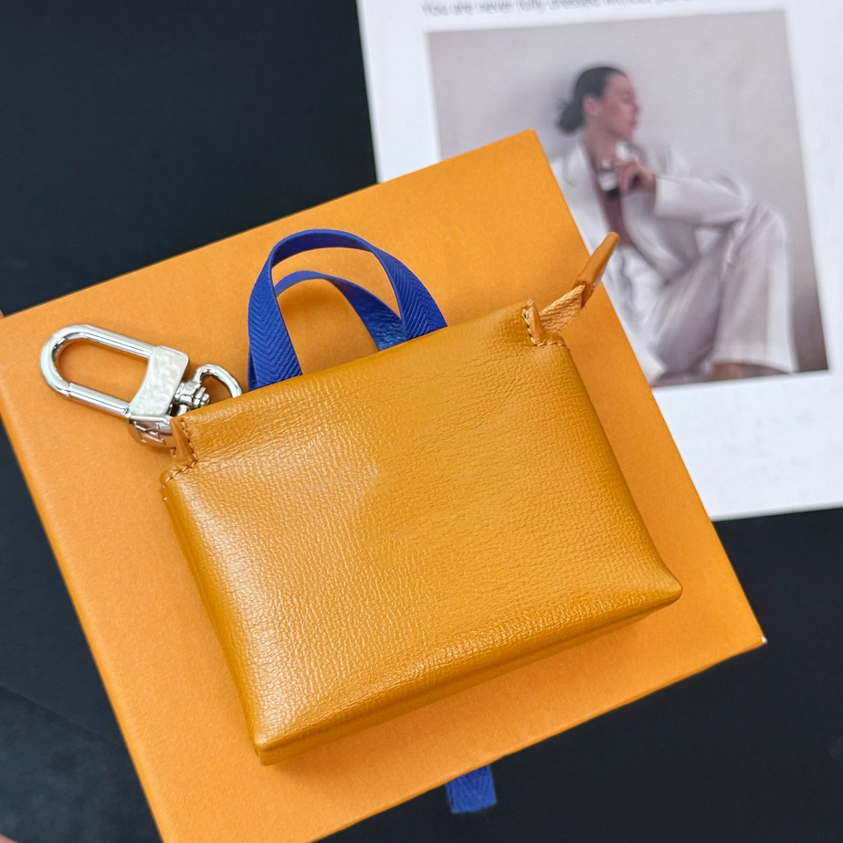 Newest Mini Shopper bag Keychain Designer Charm Letter Women Key Ring Car Chain Pendant Men Fashion Accessories Gift Exquisite Bag 5 Colors
