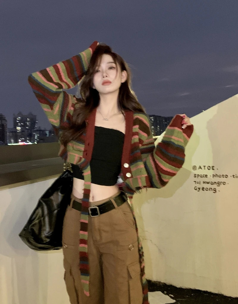 American Vintage Autumn Vintage Contrast Stripe Knitted Cardigan V-Neck Loose Casual Short Top Women 250730