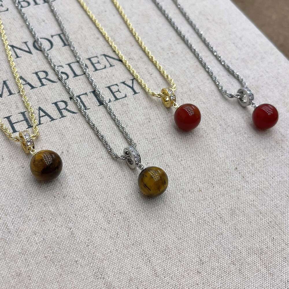 Universal Buckle Melard Tiger Eye Stone Pendant for Women, Autumn and Winter New Versatile Elegant Simple Niche Necklace 30e