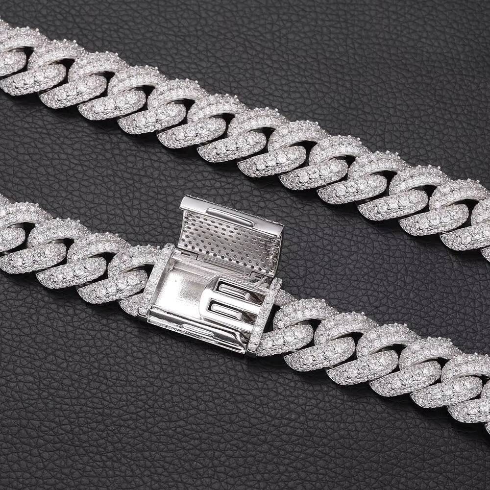 Mens Iced Out Moissanite Cuban Hip Hop Chain Fashionable Link Bracelet