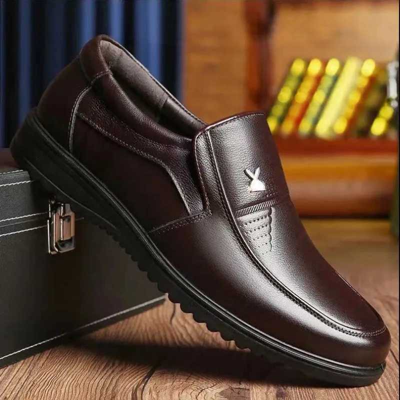 2024 Men Large Size High-quality Men Shoes Fion Leather Shoes Men Loafers Business Casual Shoes Men Driving Shoes Y250730